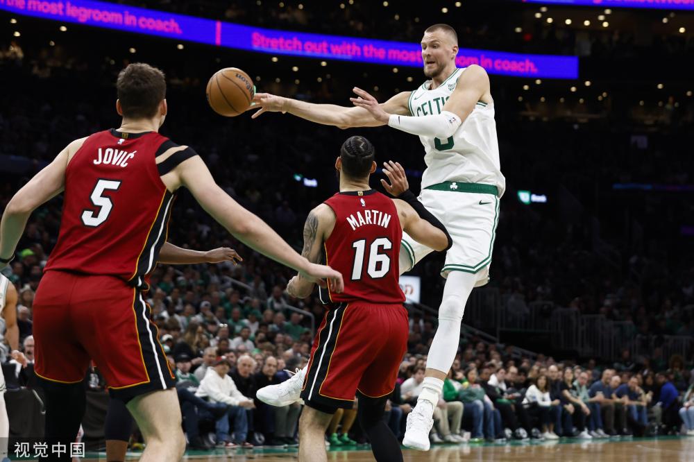 并成为球迷 并成为球迷